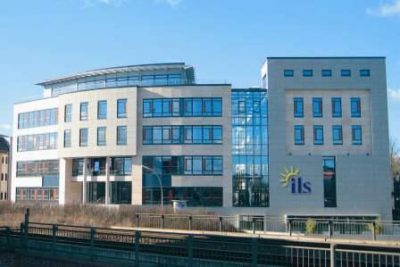 Fernstudium beim ILS - Deutschlands größter Fernschule: Neubau mit Logo